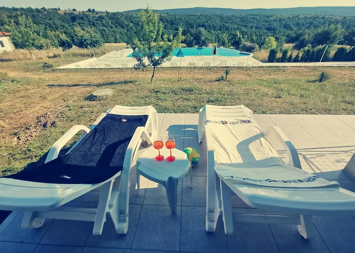 Holiday home Emine *