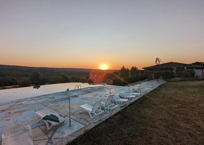 Holiday home Emine *